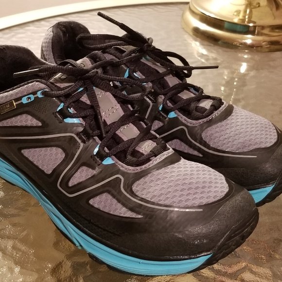 topo athletic hydroventure
